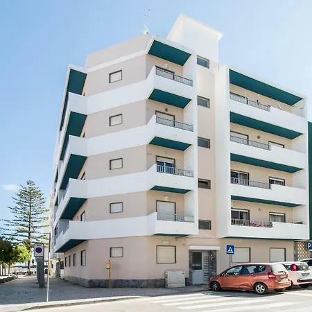 Apartamento Beira Mar * Armação de Pêra